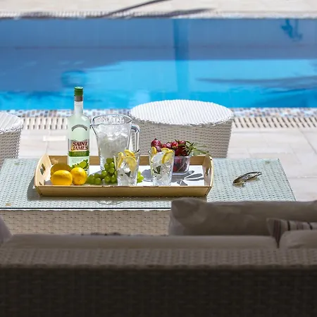 Vilă Seaside Michelle 10 *